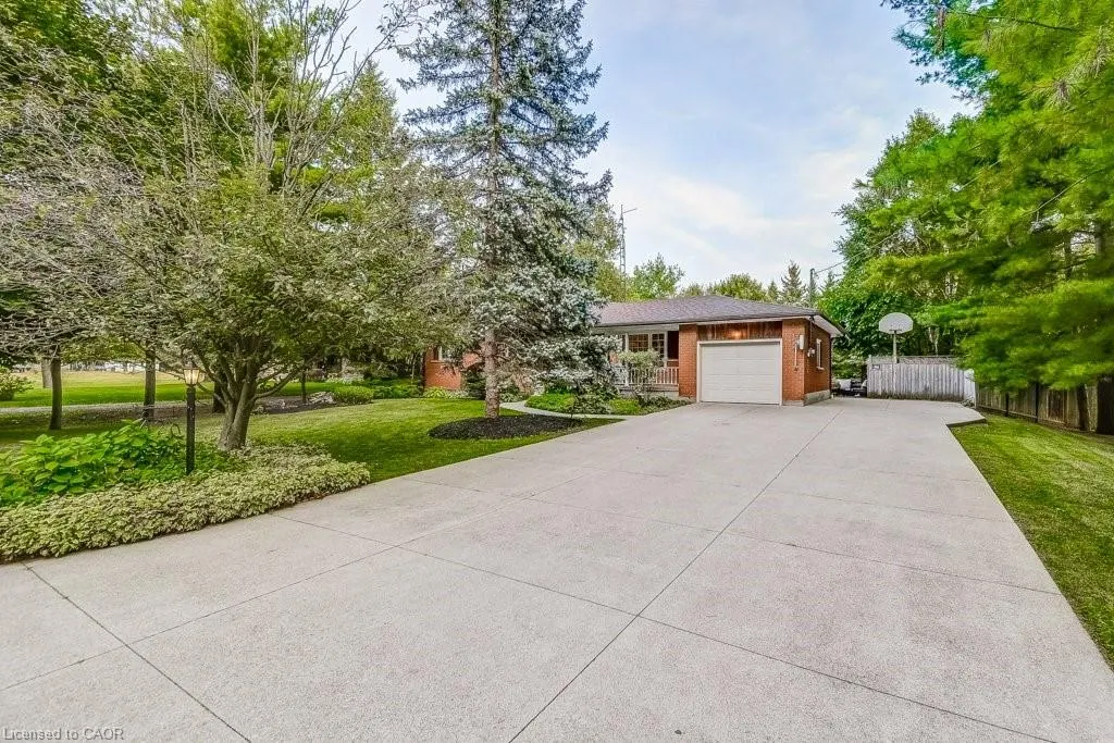 420 Concession Rd 8 E