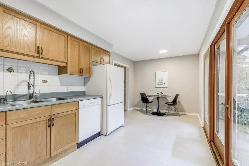 420 Concession Rd 8 E