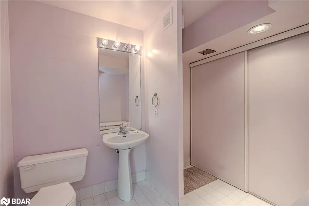 80 Front Street E, #824