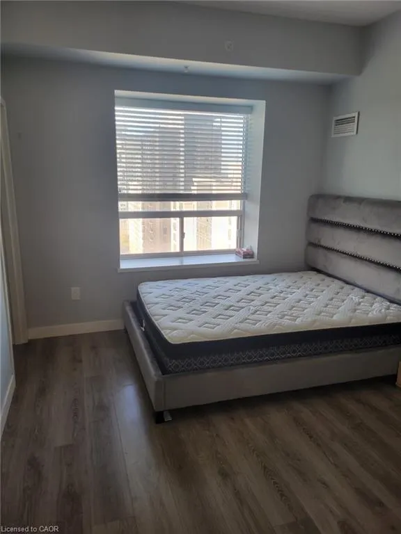 318 Spruce Street, #1705