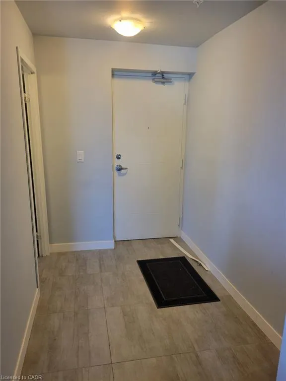 318 Spruce Street, #1705