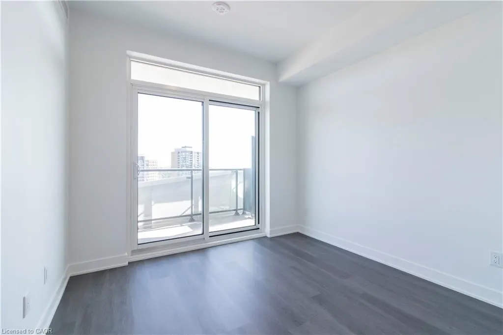 25 Wellington Street S, #1901