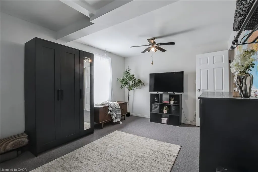 51 East 22nd Street