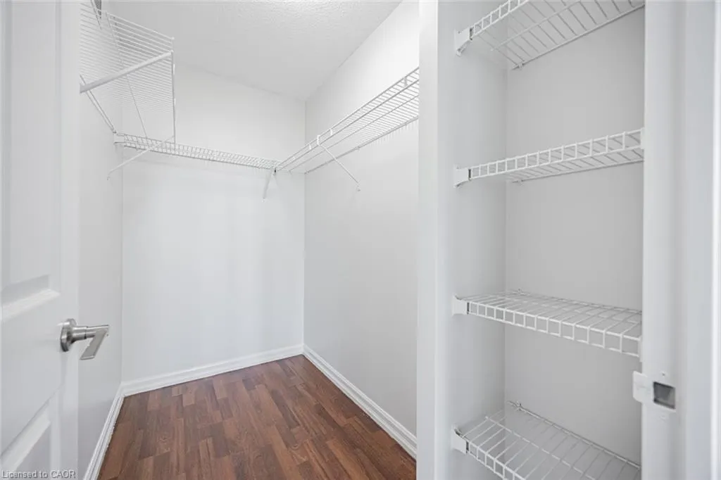 285 Enfield Place, #1405