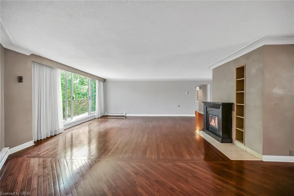 150 Wilson Street W, #PH1