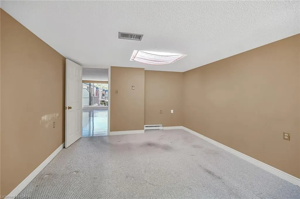 150 Wilson Street W, #PH1