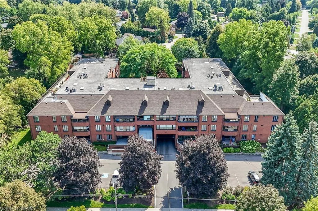150 Wilson Street W, #PH1