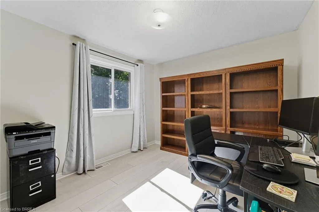324 Burnett Avenue