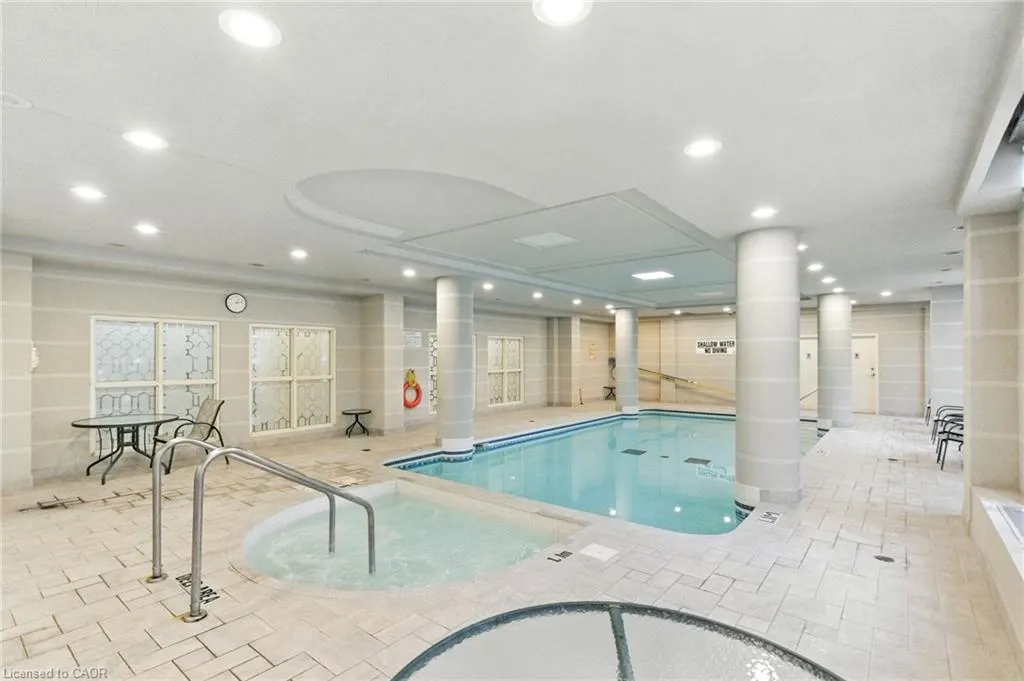 442 Maple Avenue, #7