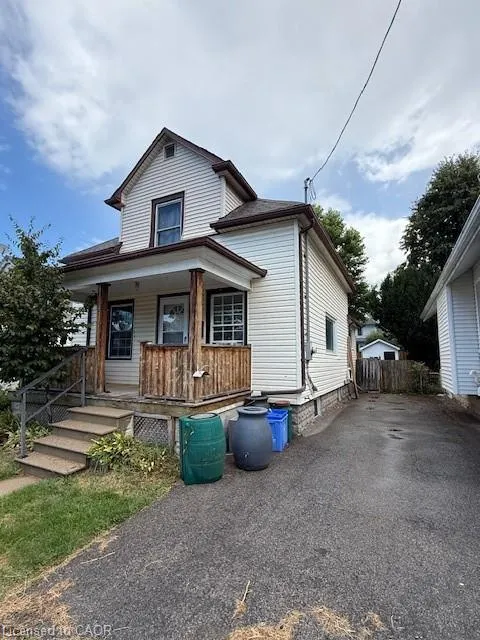 4 Marquis Street