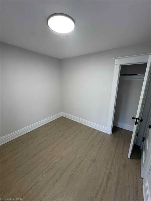 4 Marquis Street