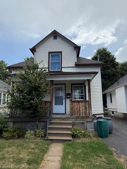 4 Marquis Street