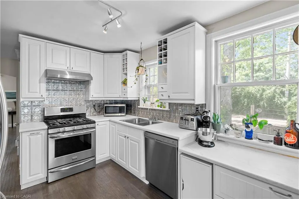 48 Franklin Avenue