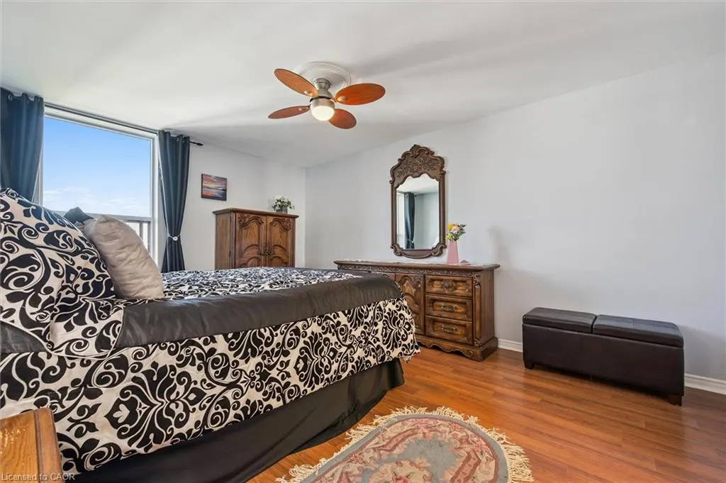 55 Green Valley Drive, #1812