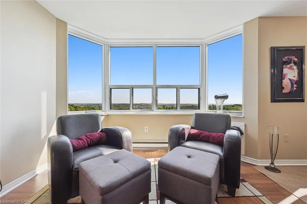 55 Green Valley Drive, #1812