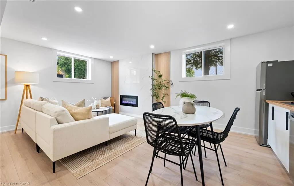 105 Lilacside Drive