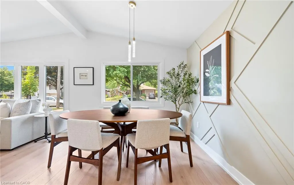 105 Lilacside Drive