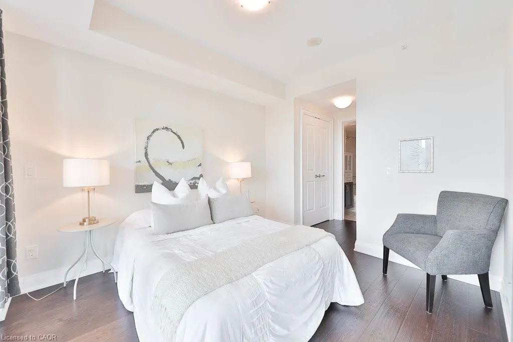 11 Bronte Road, #501