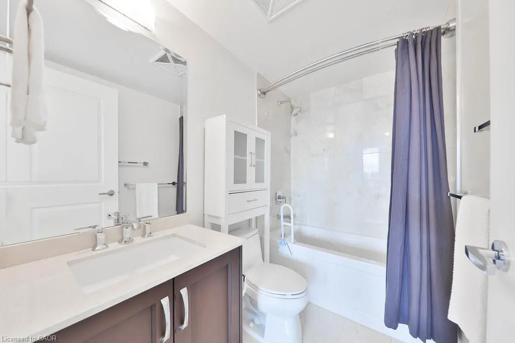11 Bronte Road, #501