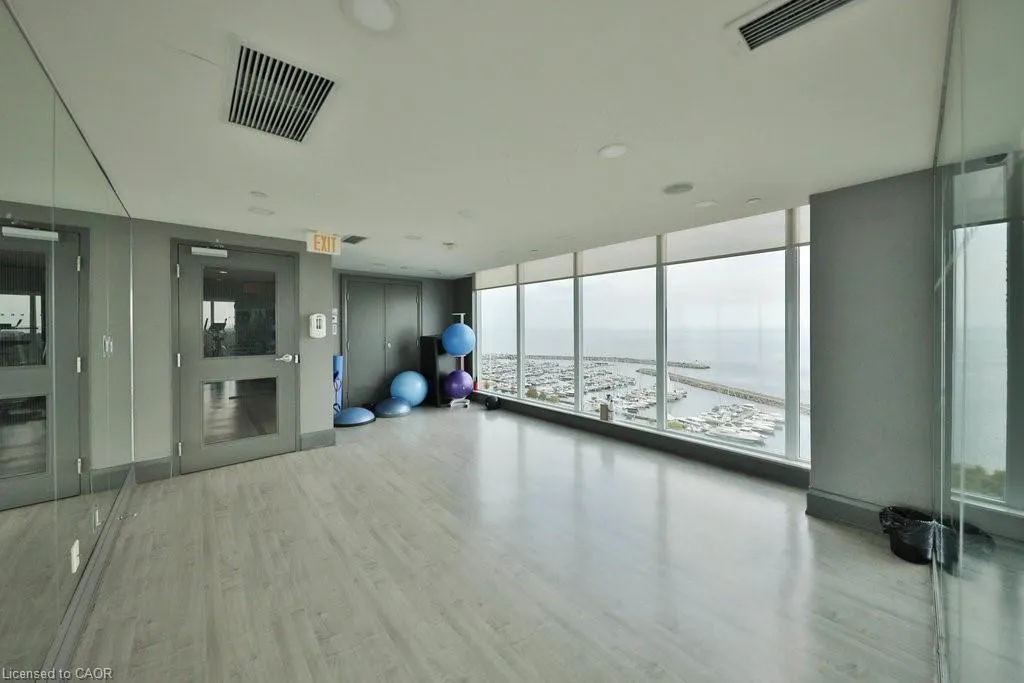 11 Bronte Road, #501