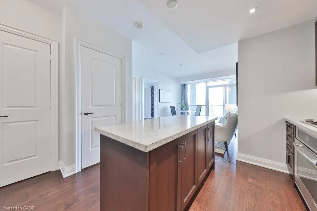 11 Bronte Road, #501