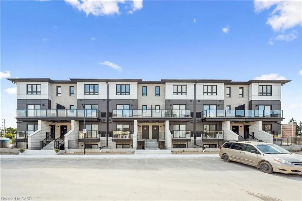 410 Northfield Drive W, #D13