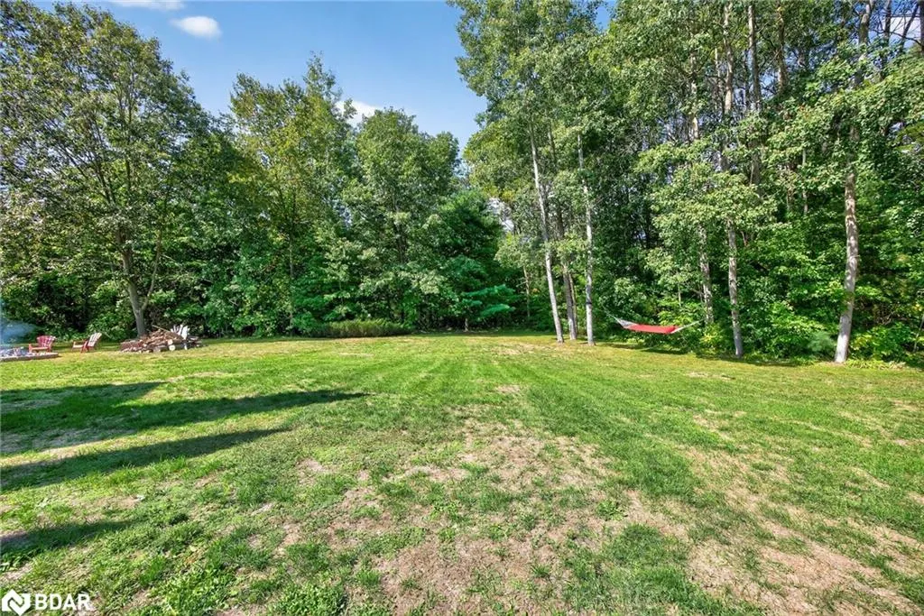 3328 Flos Road 6 Road W