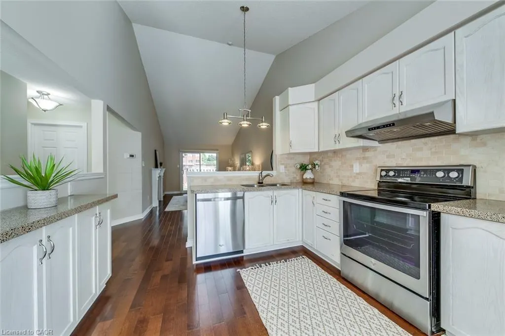2435 Woodward Avenue, #15