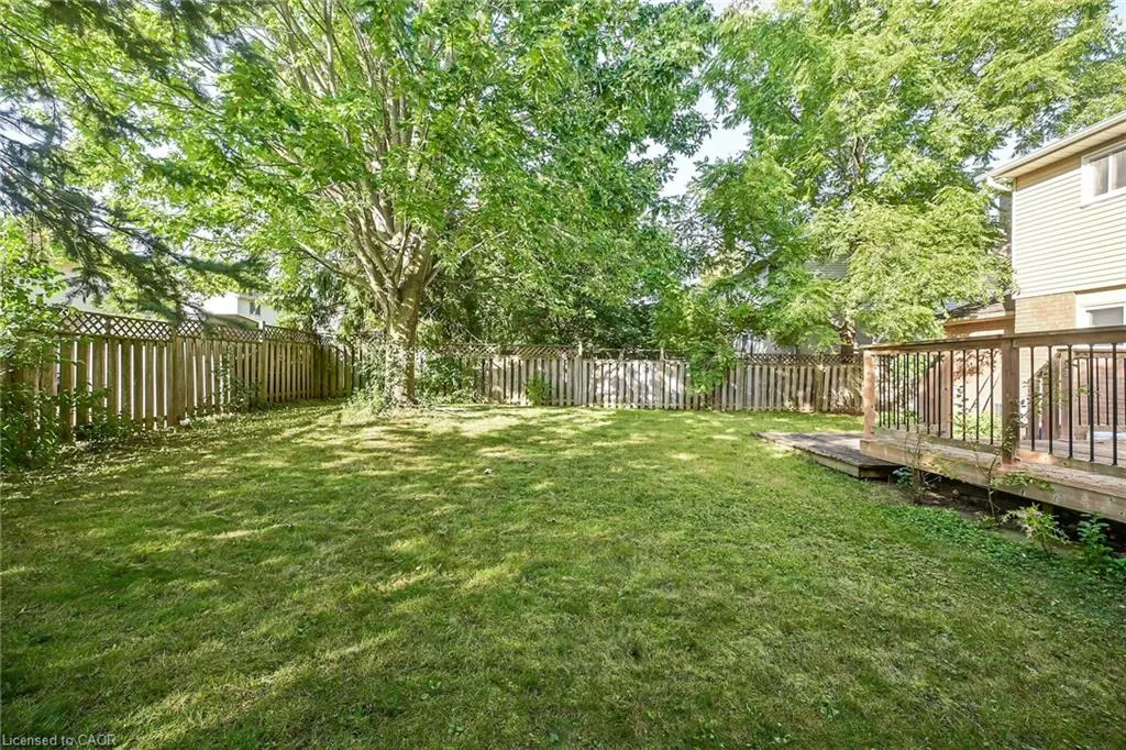 494 Kortright Road W