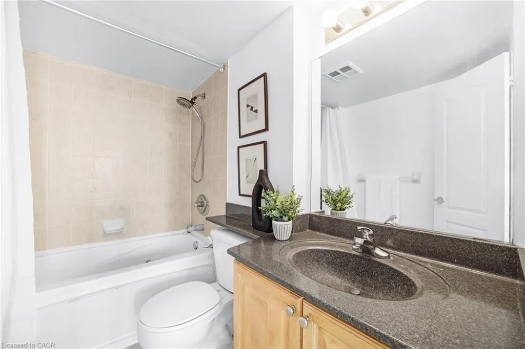 1 Elm Drive W, #1005