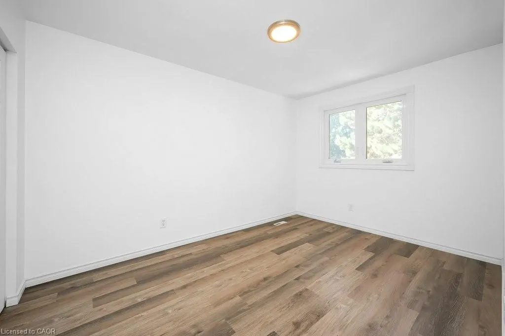 5193 Banting Court