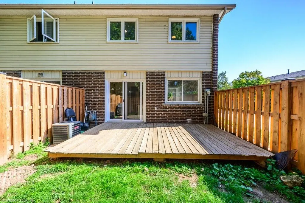 5193 Banting Court