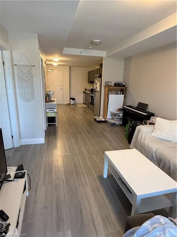 5 Wake Robin Drive, #118