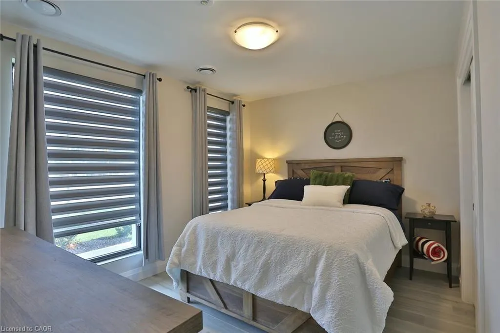5 Wake Robin Drive, #118