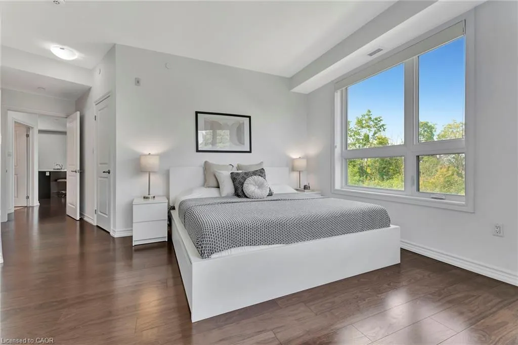 125 Shoreview Place, #322
