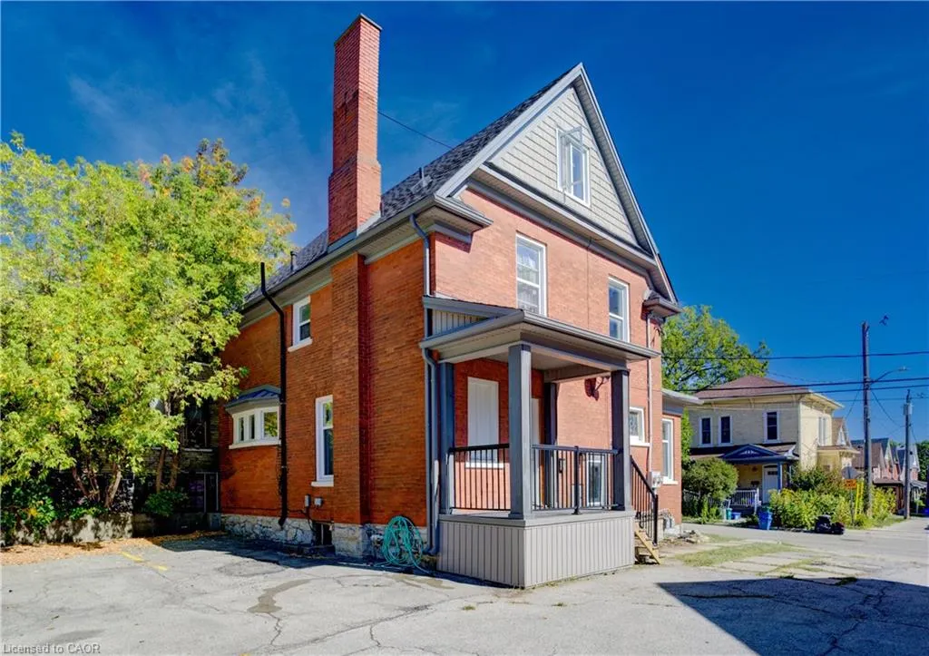94 Scott Street
