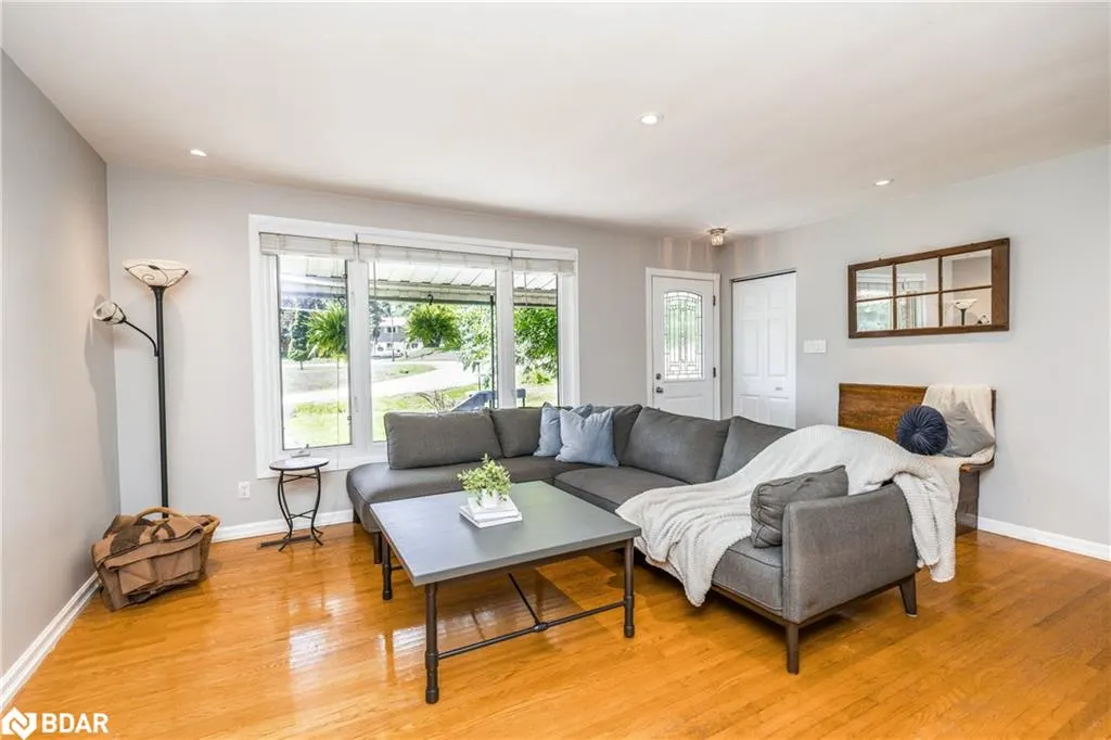 6 Walker Avenue