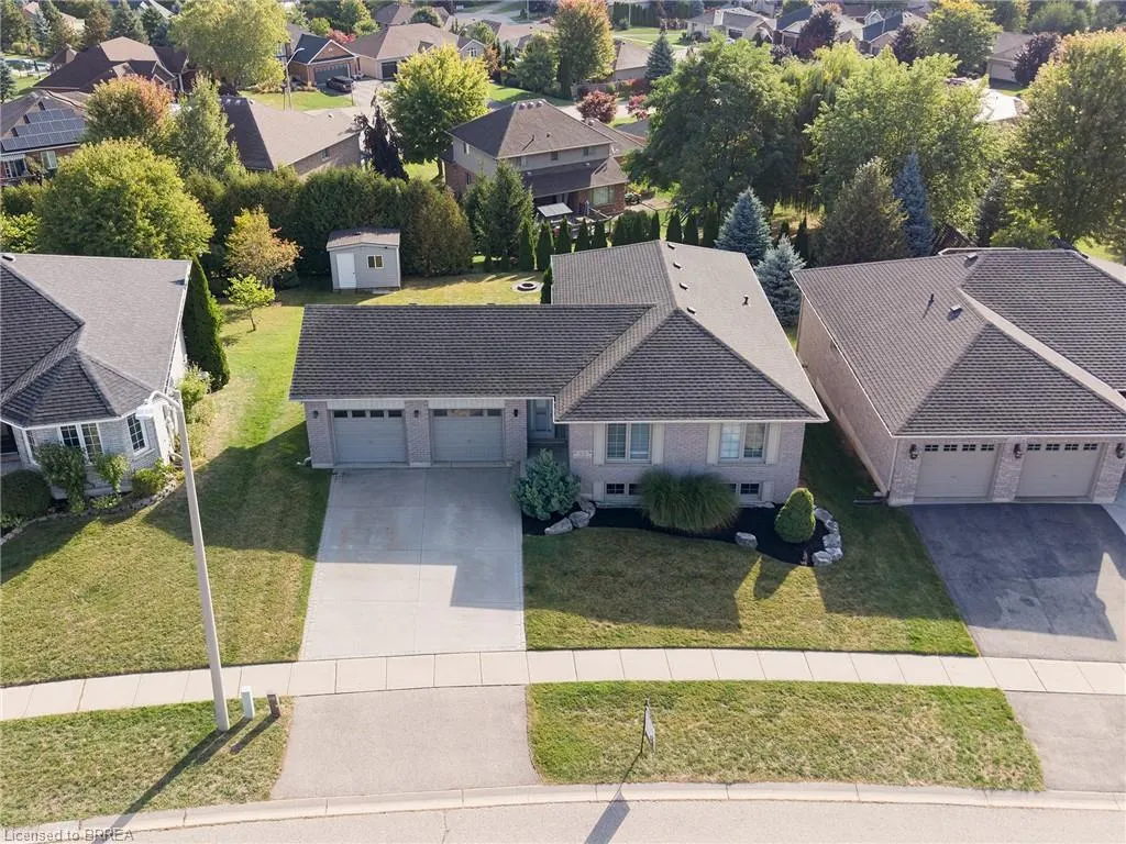 52 Sunnyside Drive