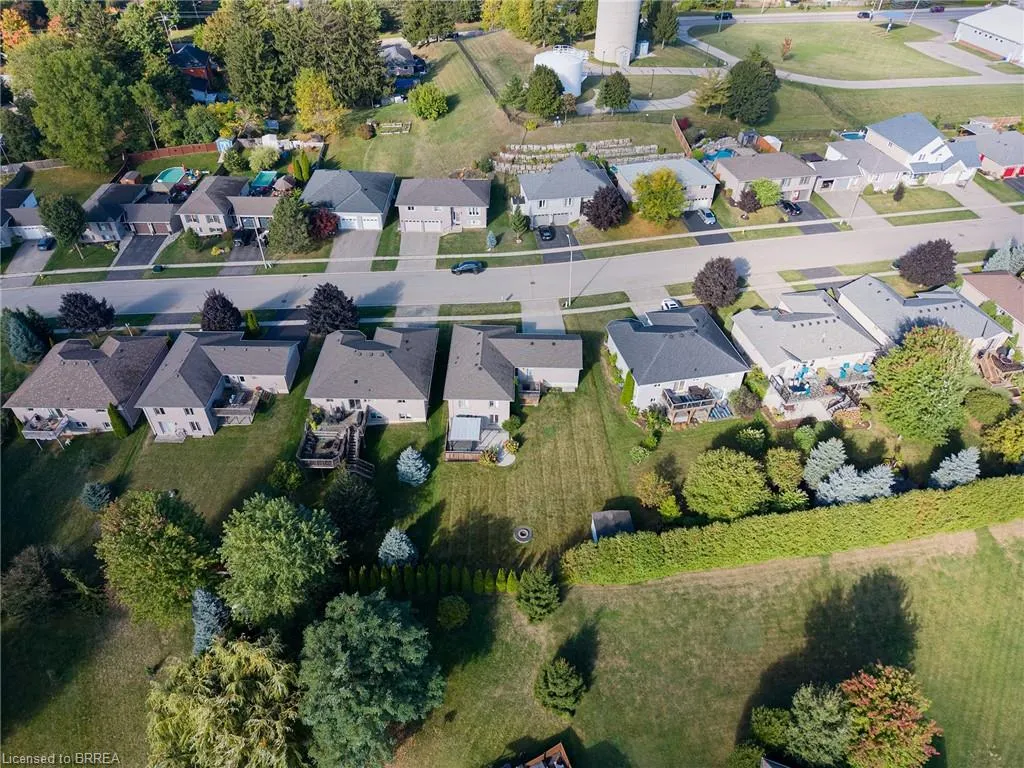 52 Sunnyside Drive