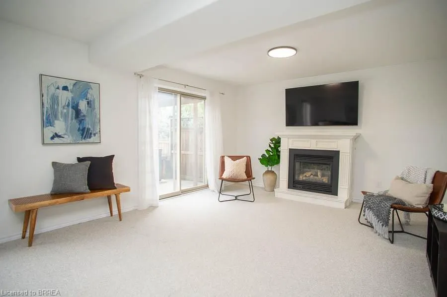 52 Sunnyside Drive