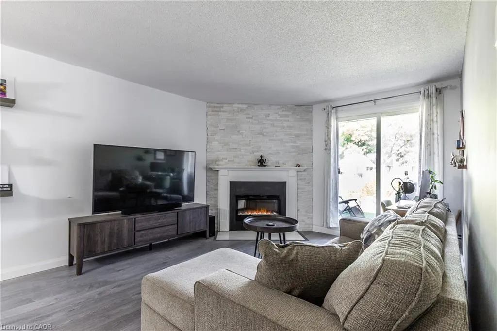 136 Conway Drive, #3