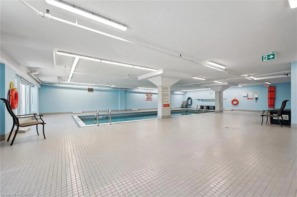 237 King Street W, #703