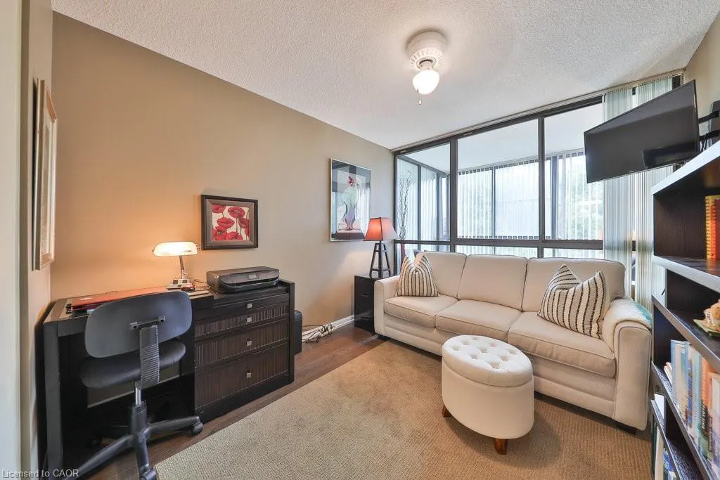 1230 Marlborough Court, #305