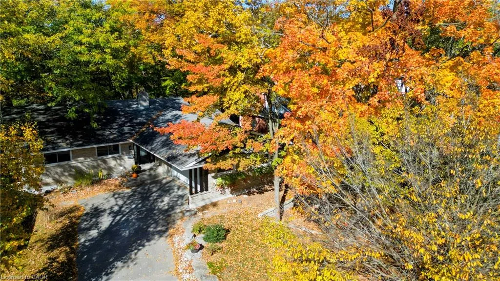 279 Ferndale Place