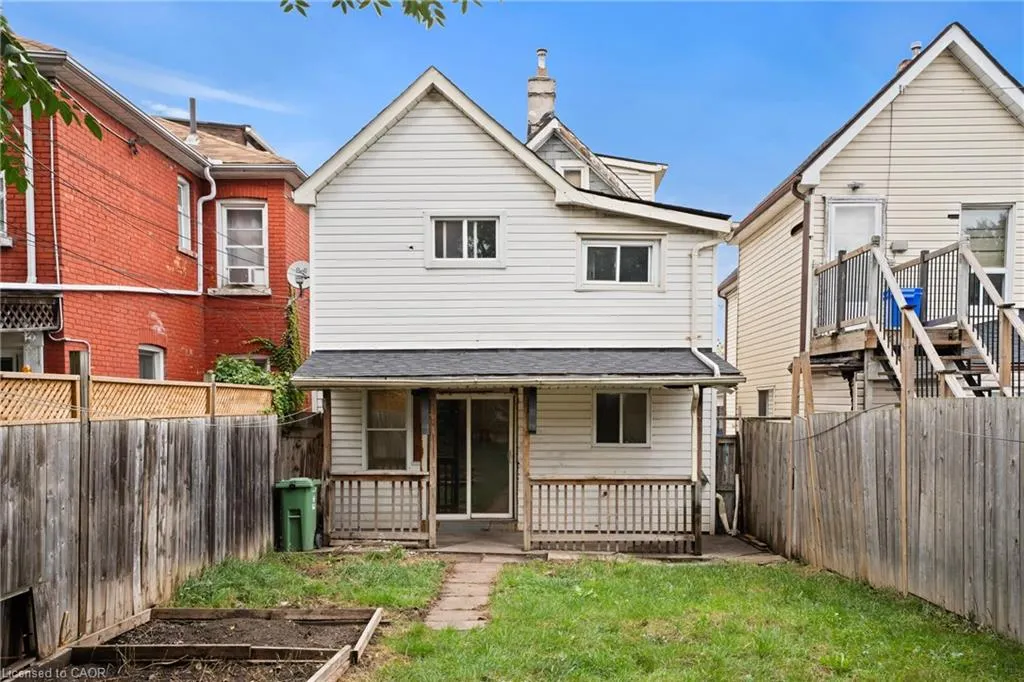 40 Rosemont Avenue