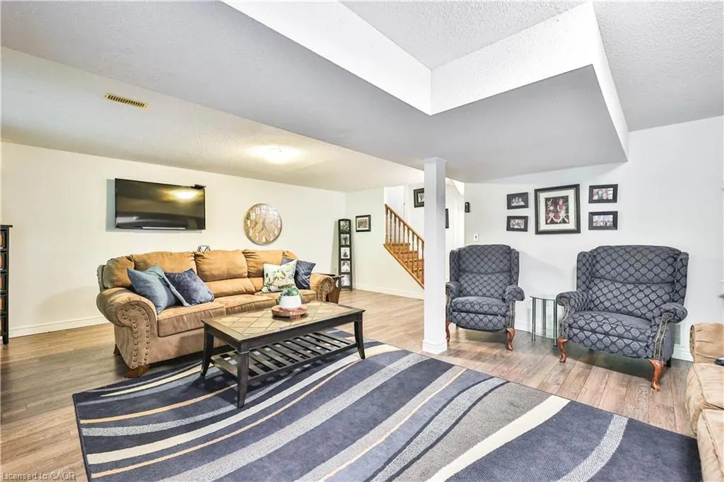 4037 Medland Drive