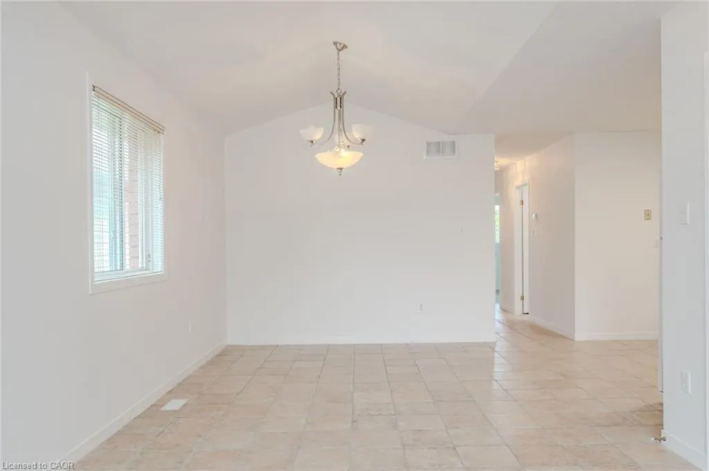 2887 Darien Road