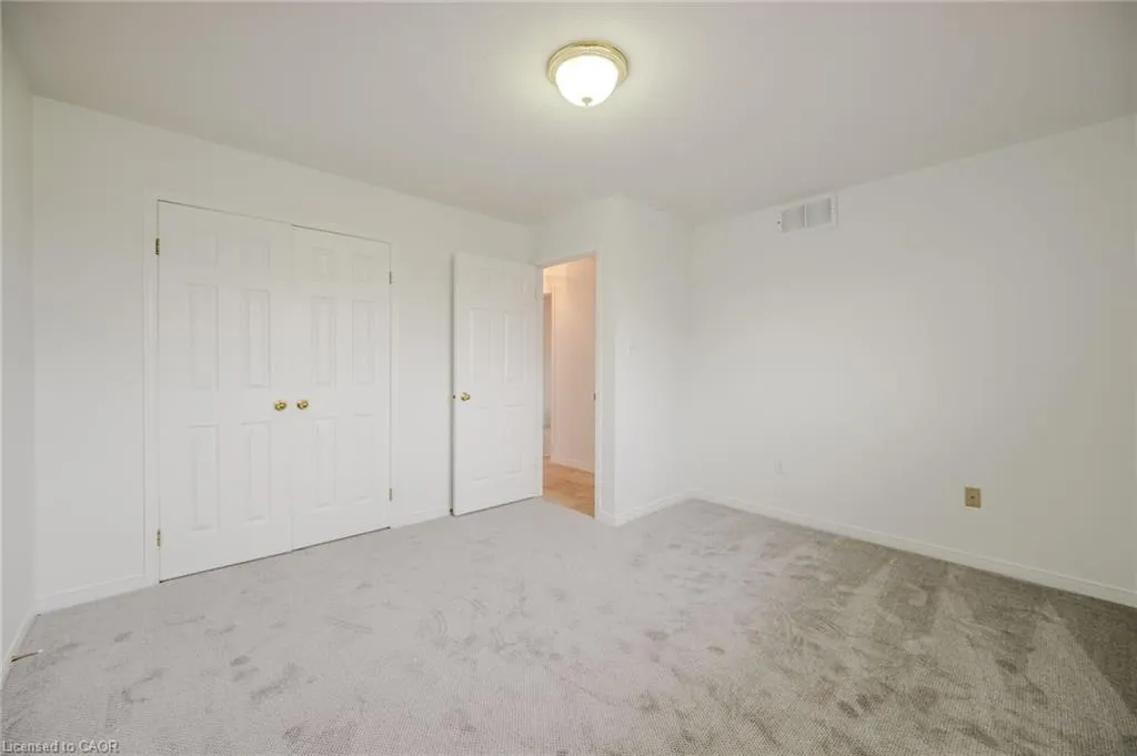 2887 Darien Road