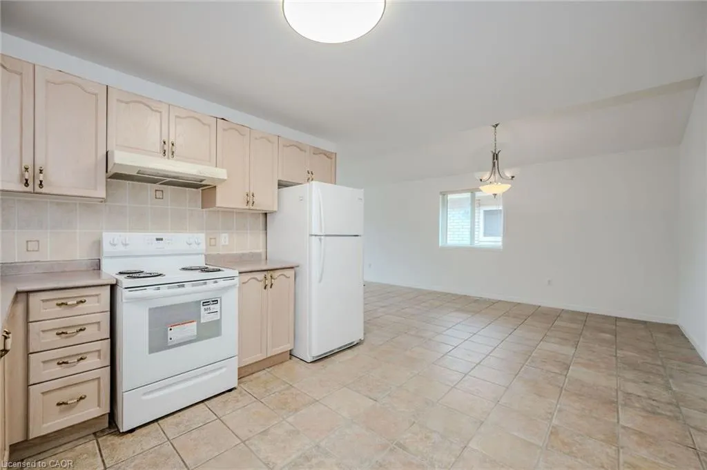 2887 Darien Road