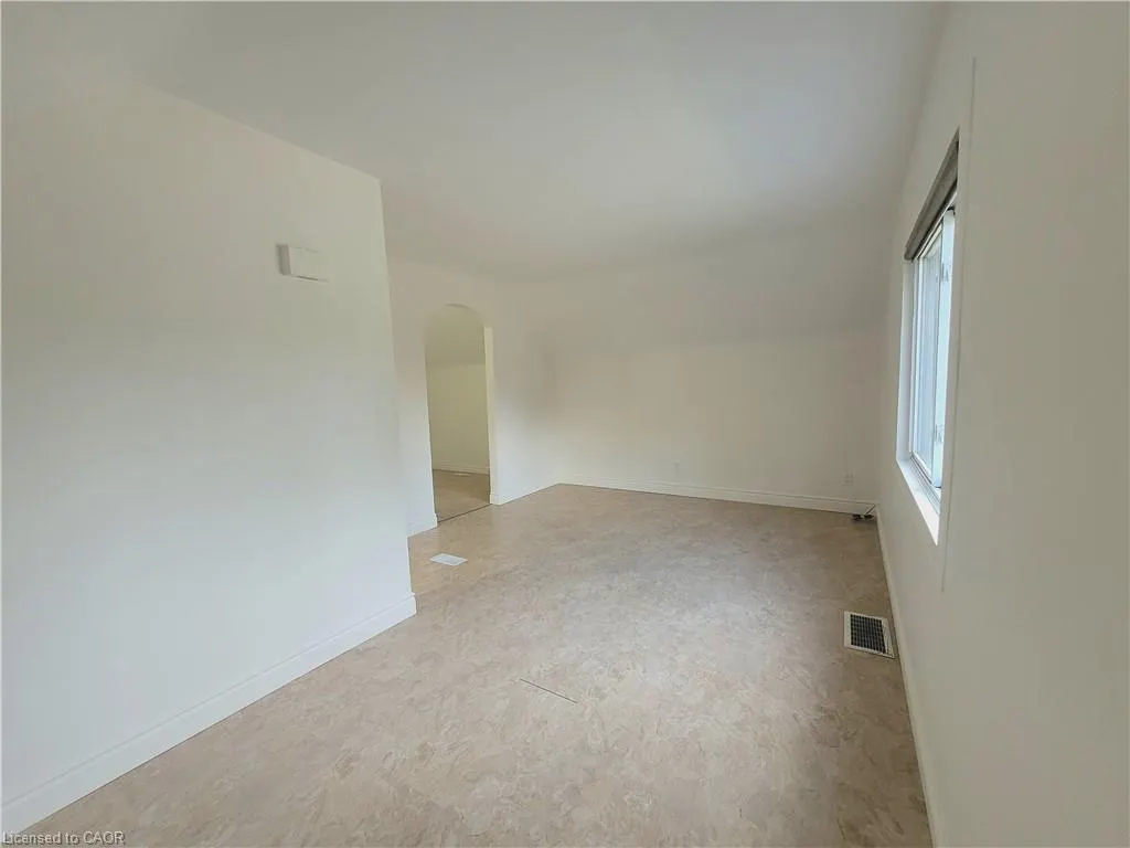121 Blucher Street, #2